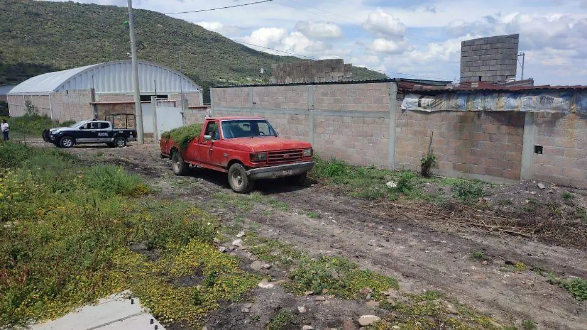 RECUPERAN CAMIONETA ROBADA AJACUBA UNO